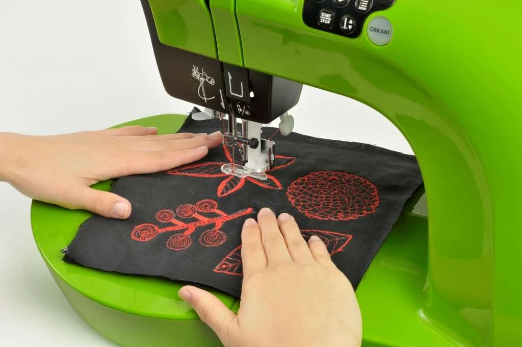 Швейная машина со столиком Toyota Oekaki 50 LG - фото 7