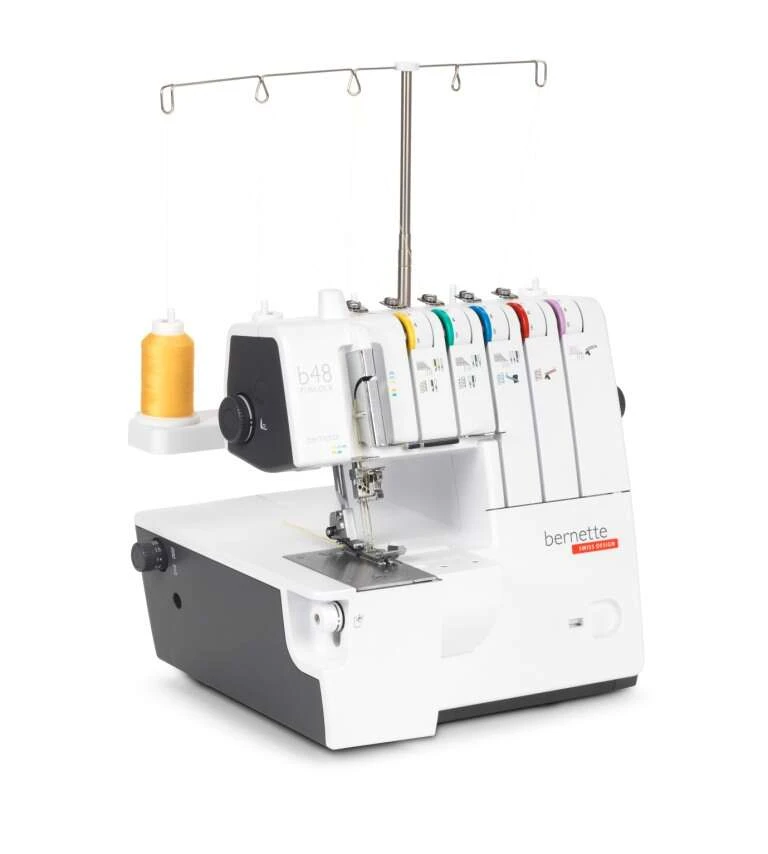 Швейная машина Bernette Funlock b48 - фото 3