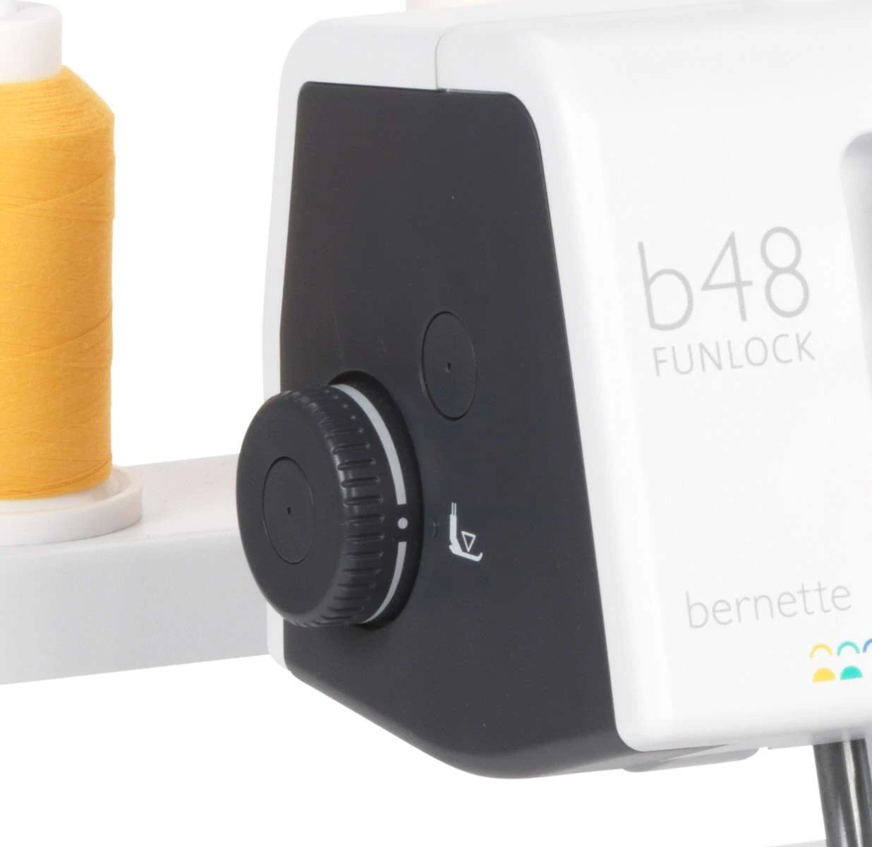 Швейная машина Bernette Funlock b48 - фото 6