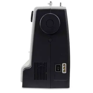 Швейная машина Bernette B33