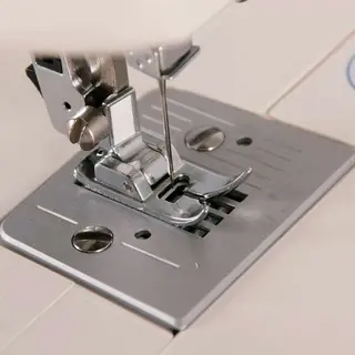 Швейная машина Brother JS-20