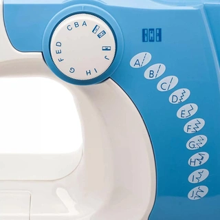 Швейная машина Comfort 15