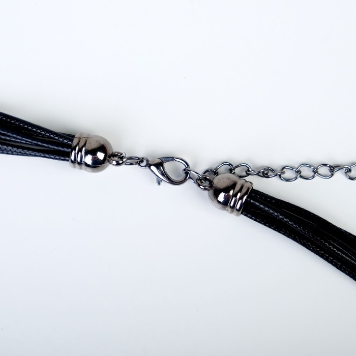 Кулон на шнурке "Африка" карабин, цвет чёрный в серебре, 50см 