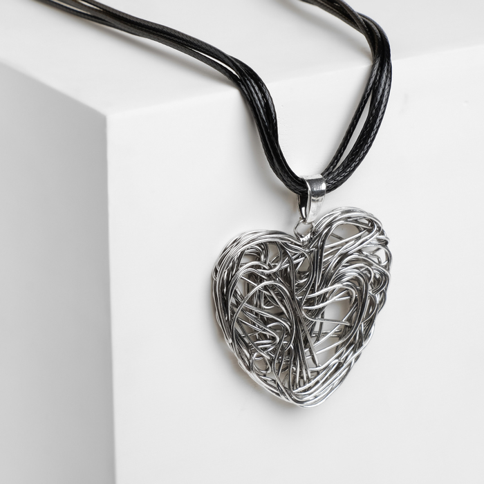 Кулон на шнурке "Алхимия" спрессованное сердце, цвет чернёное серебро, 45см 
