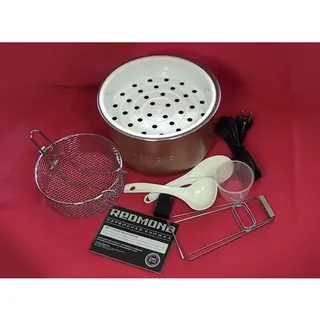 Мультиварка Redmond RMC-М150 красная