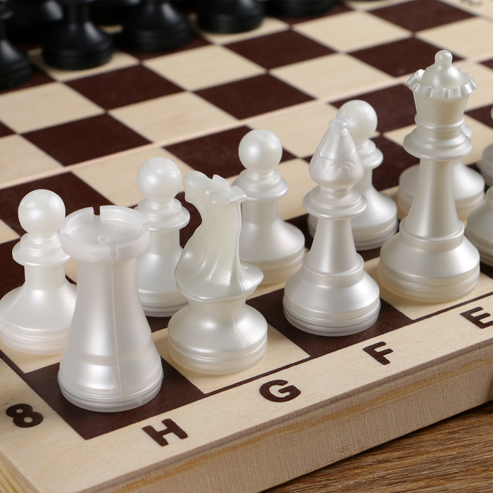 Шахматы "Пешка" (доска дерево 29х29 см, фигуры пластик. король h=7.2 см, пешка h=4 см) 