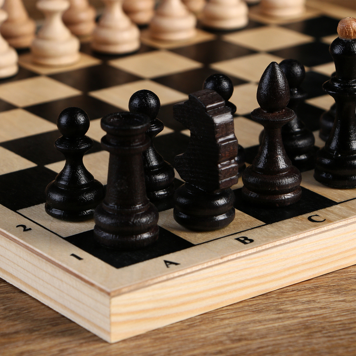 Шахматы буковые с дорожной деревянной доской "Классика", король h=7,2 см, пешка h=4 см 