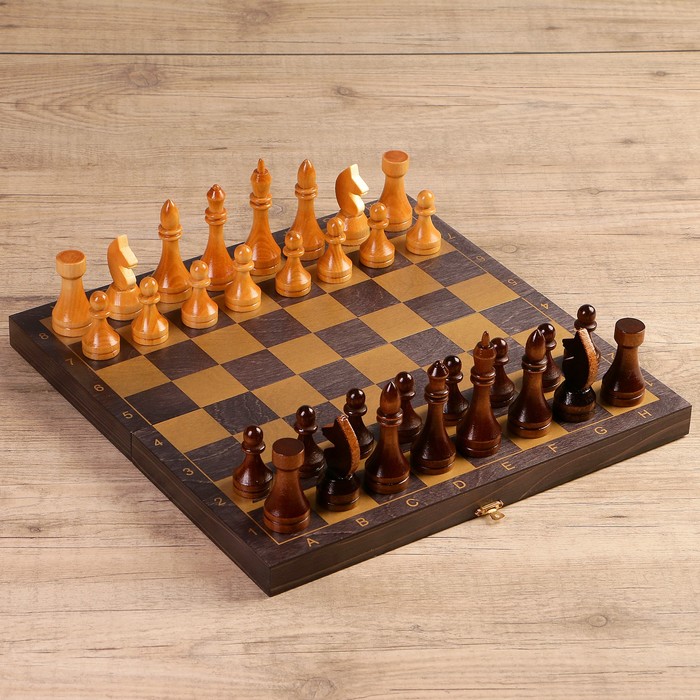 Шахматы "Золото" (доска дерево 40х40 см, фигуры дерево, король h=10.6 см, пешка h=5.7 см) 