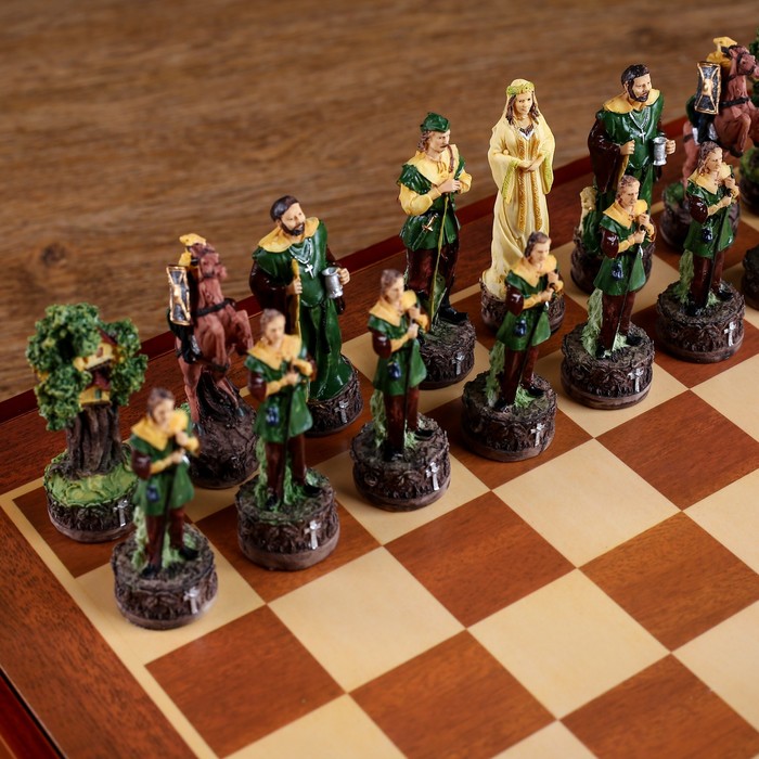 Шахматы сувенирные "Робин Гуд" (доска 36х36х6 см, h=8 см, h=6 см) 