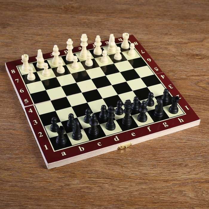 Шахматы, дерево,  игровое поле 29x29 см 