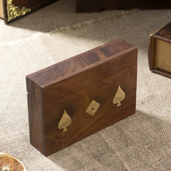Сувенирный набор "Две колоды карт + кости" (5 кубиков) 16,5х11х4 см 