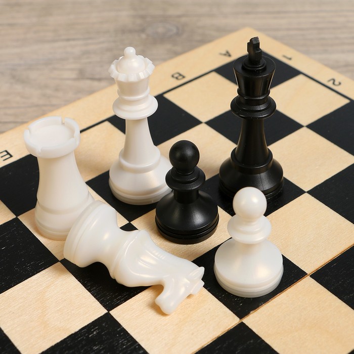Настольная игра 2 в 1 "Лучший": шахматы, шашки (король h=7.2 см, пешка h=4 см) 