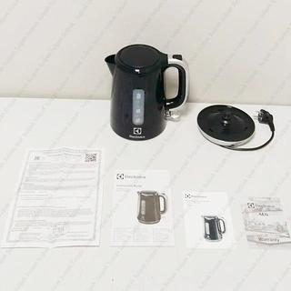 Чайник Electrolux EEWA3300