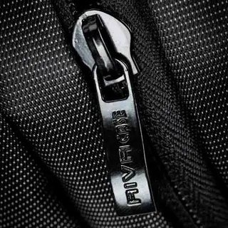 Сумка-трансформер для ноутбука Riva 8290 (Charcoal Black)