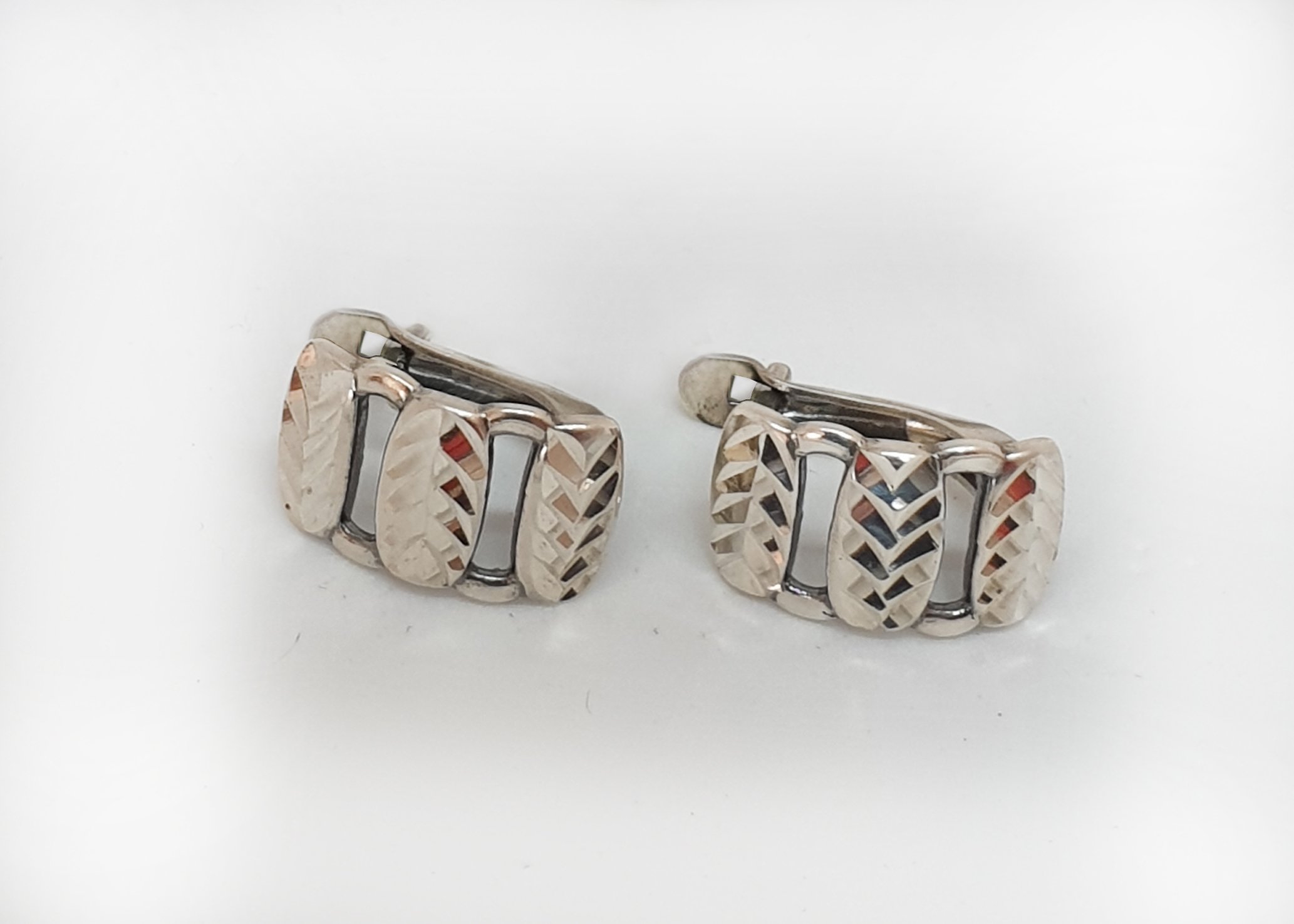 Серьги Красная пресня 33079505 3,10гр.  Серьги Красная пресня 33079505 3,10гр.