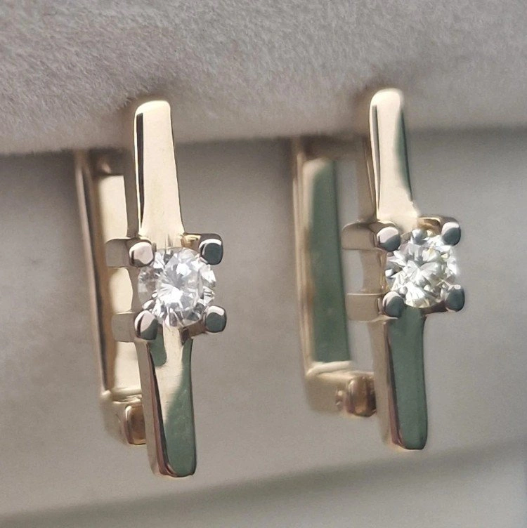 Серьги Deimantas 105562904 2,97гр 0,253ct. 