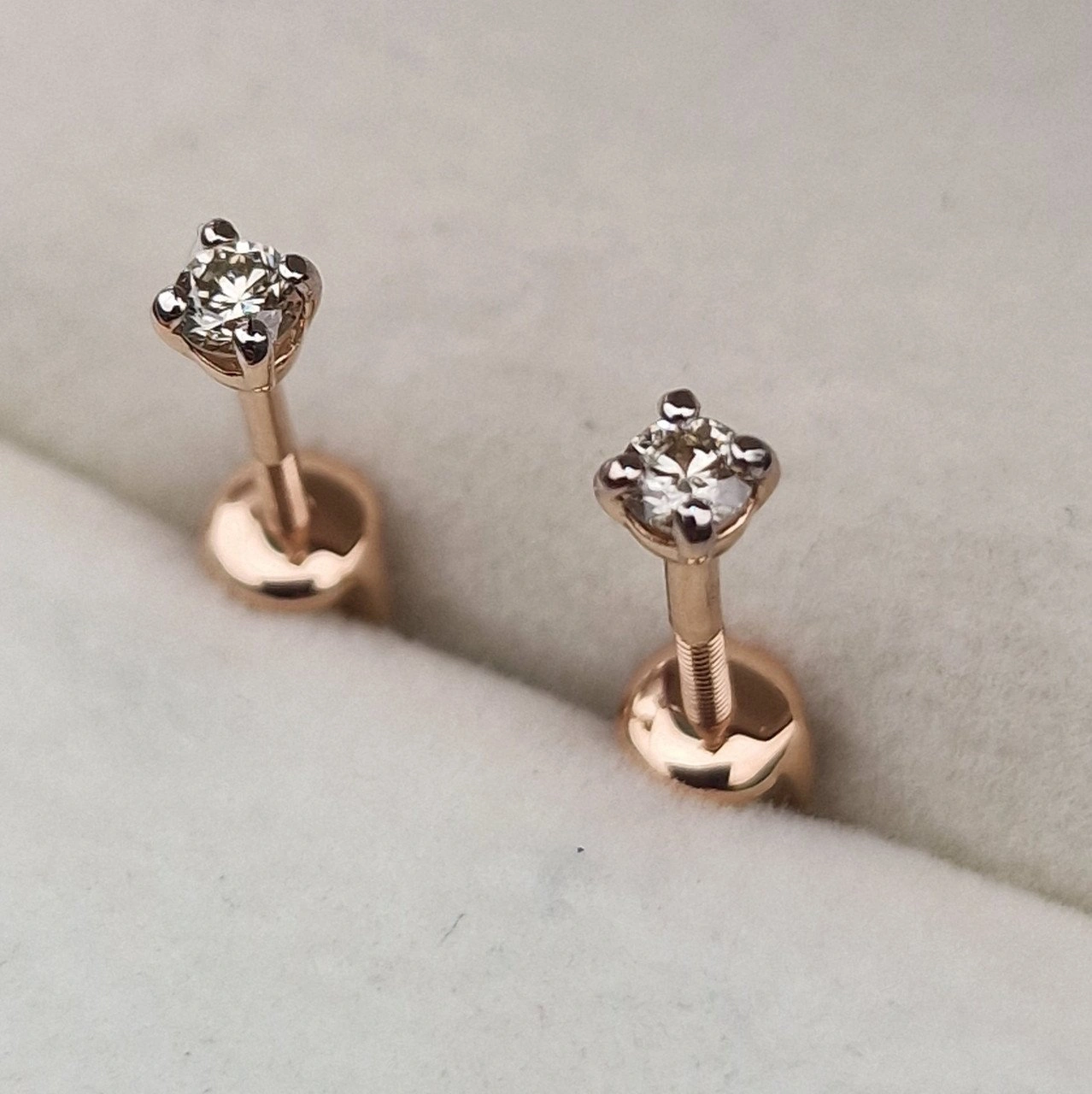 Серьги Deimantas 103383799 0,96гр 0,20ct. 