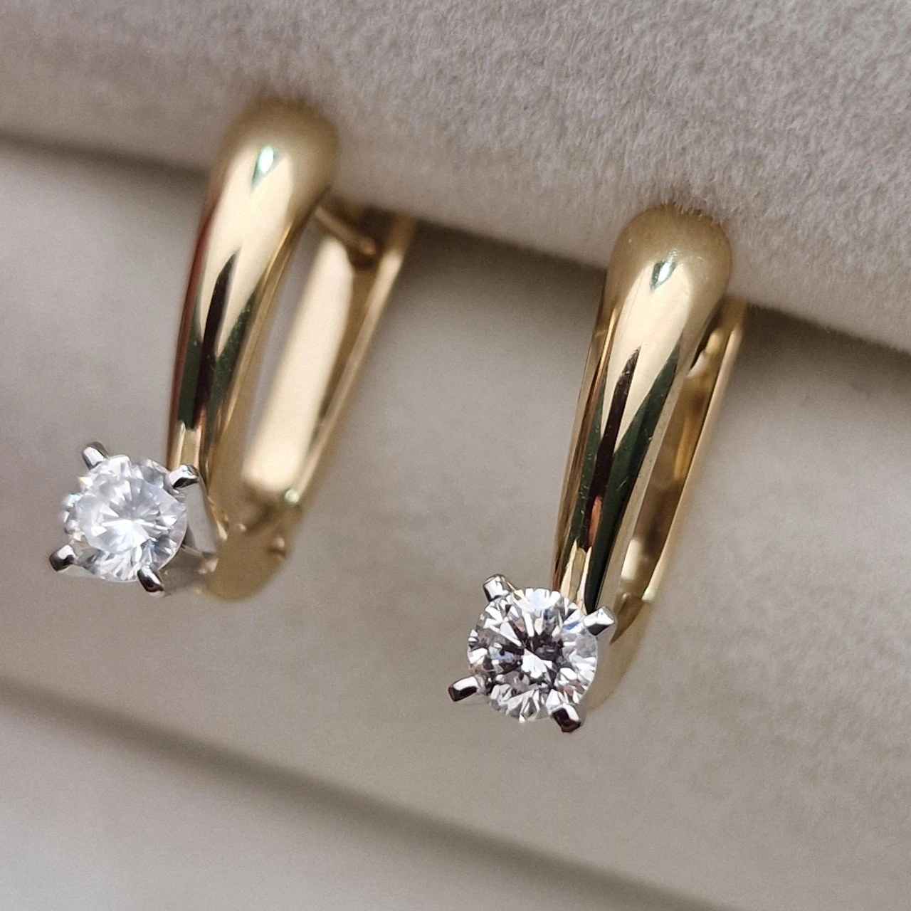 Серьги Deimantas 102926615 3,43гр 0,32ct. 