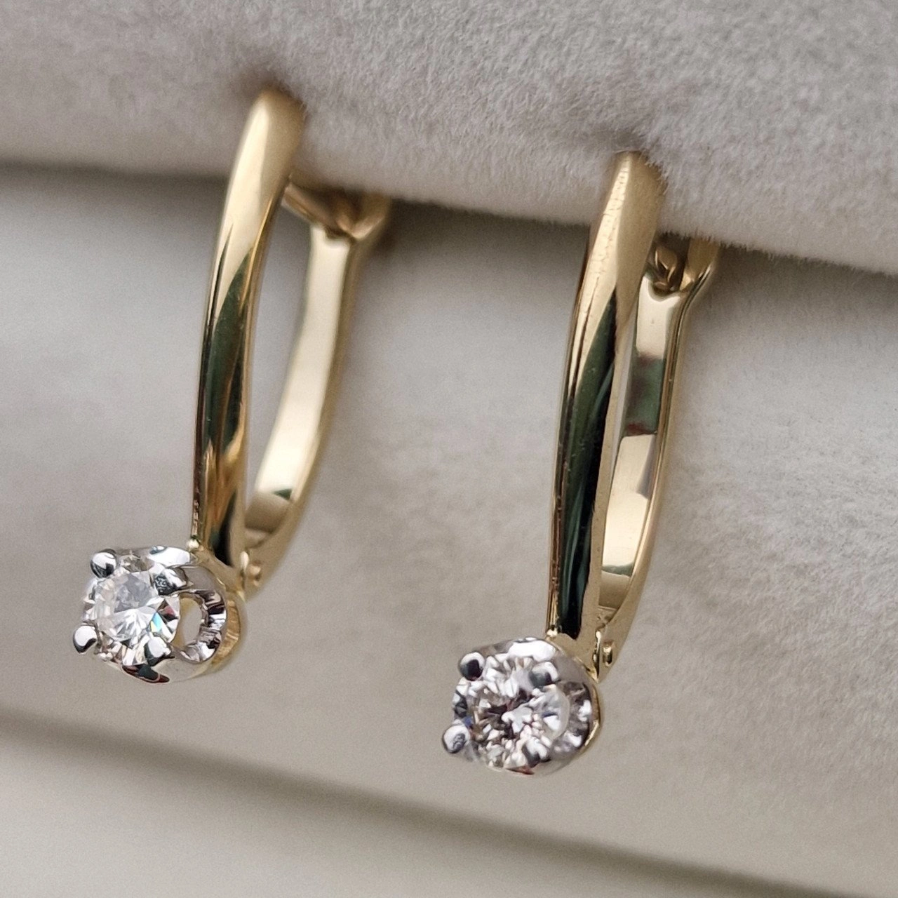 Серьги Deimantas 105154154 2,09гр 0,32ct. 