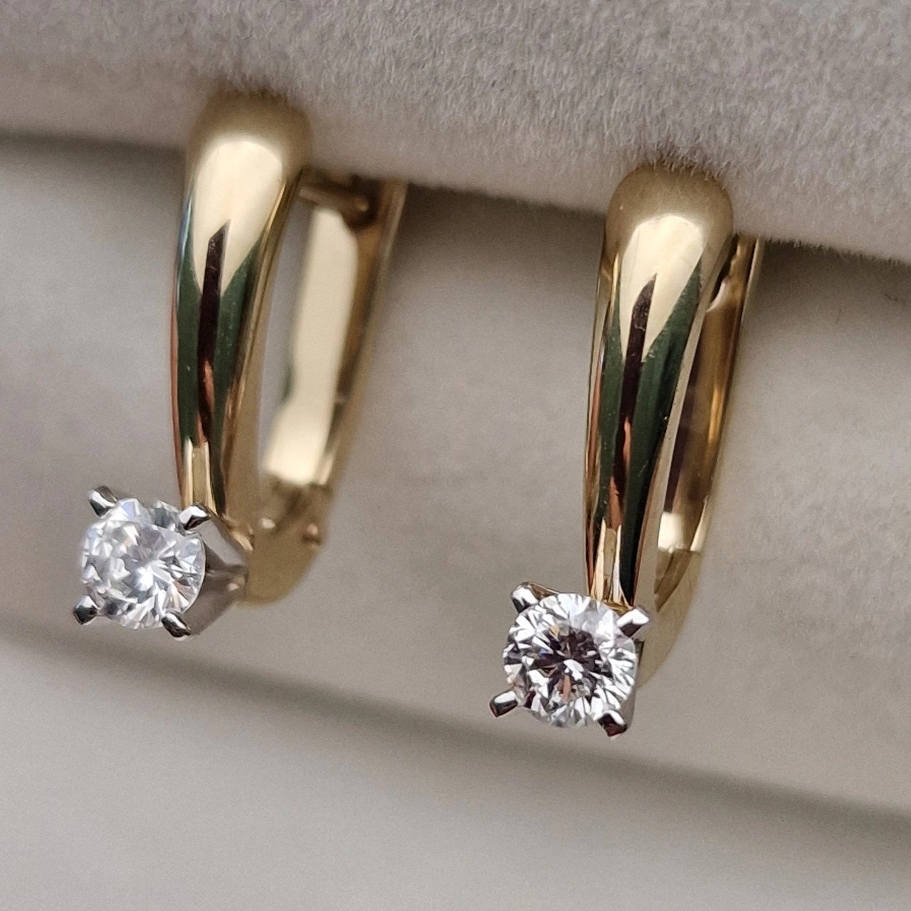 Серьги Deimantas 102190808 3,41гр 0,36ct. 