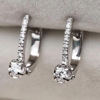 Серьги Deimantas 106082493 2,28гр 0,167ct. 