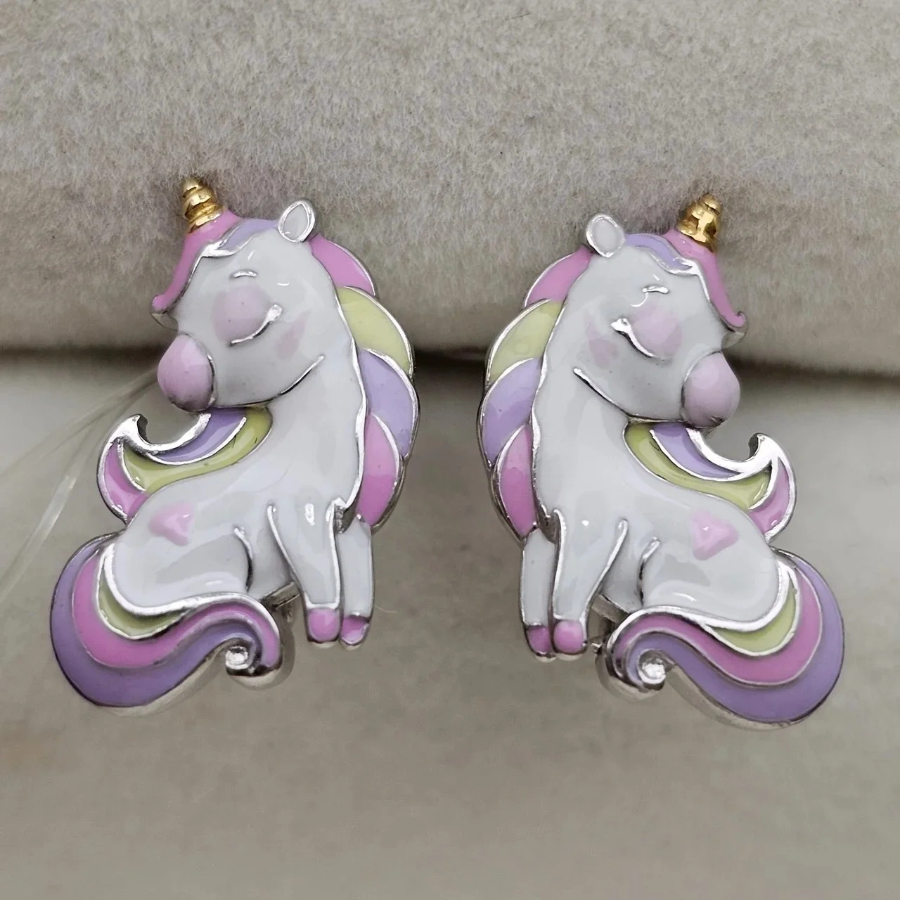 Серьги Deimantas 112922156 3,33гр. 