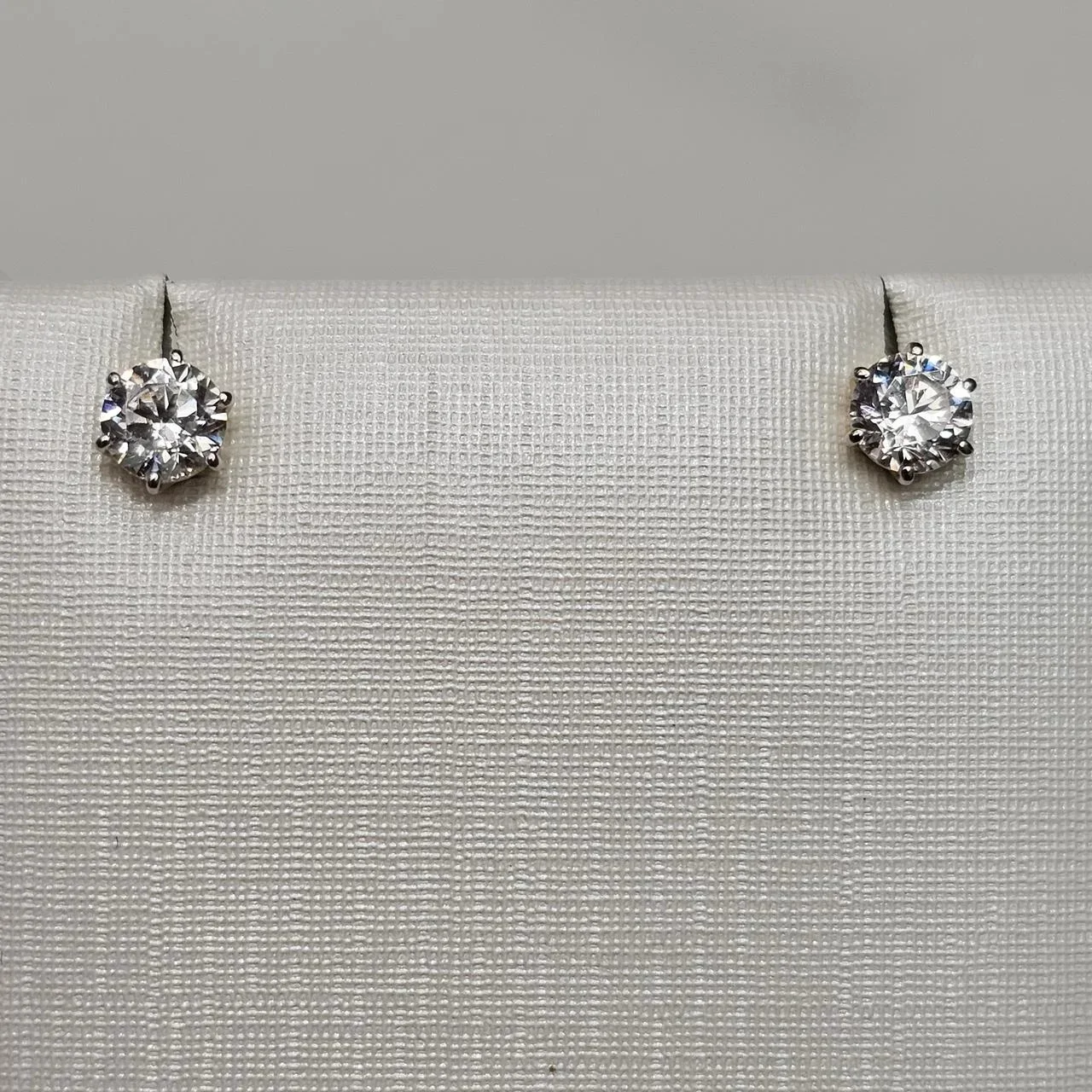 Серьги Deimantas 112693408 1,01гр.  - фото 2