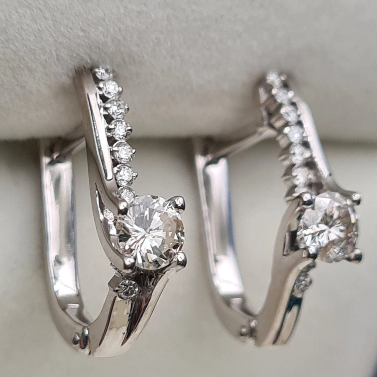 Серьги Deimantas 3,39гр 0,80ct. 