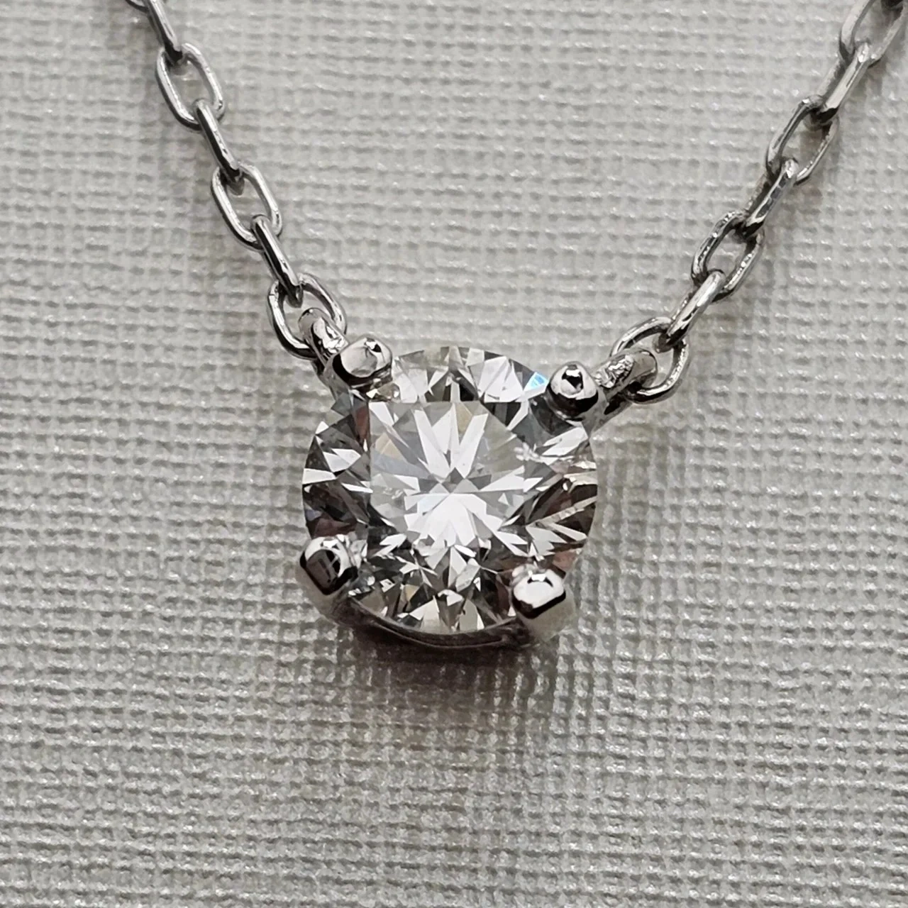 Кулон Deimantas 116139949 0.38Ct VS1/H , VG-Cut 46см  - фото 3