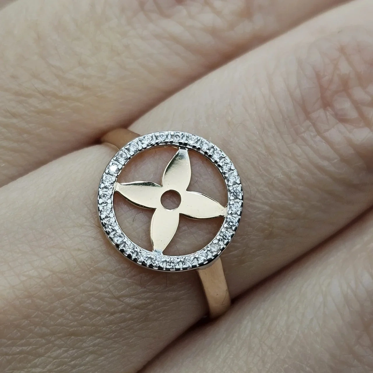 Кольцо Deimantas 112815759 19р 1,87гр.  - фото 3