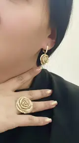 Ювелирный комплект Fiore Doro Роза 18р 28гр  - фото 6