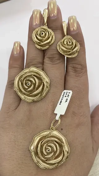 Ювелирный комплект Fiore Doro Роза 18р 28гр  - фото 2