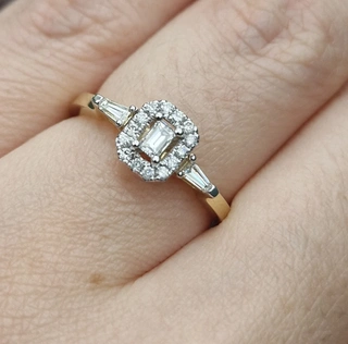 Ювелирный комплект Deimantas 104988351 0,29ct 0,59ct. 