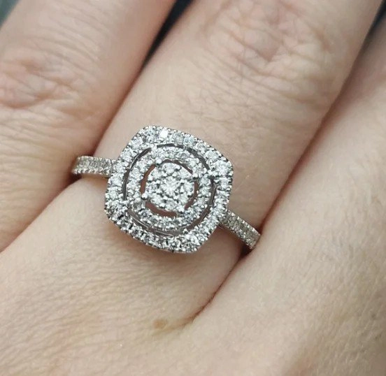 Ювелирный комплект Deimantas 106621019 17р 0,41ct 0,90ct. 