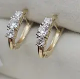 Ювелирный комплект Deimantas 116072616 кольцо 17,5р 1,87гр, серьги 2,33гр 