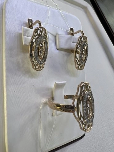 Ювелирный комплект Exclusive Gold 930065821 вес 5.8 г золото, фианит 