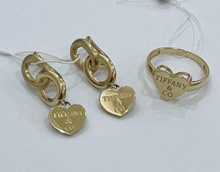 Ювелирный комплект Diamant 865788 18р 7.55гр 