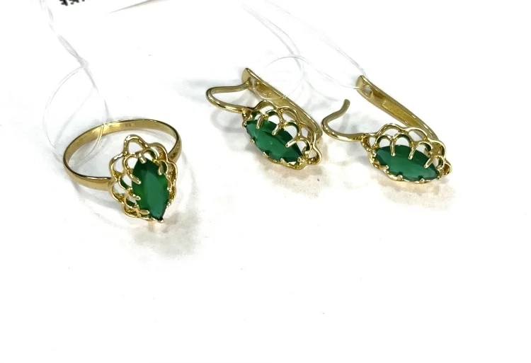 Ювелирный комплект Diamant  976554 19р 7.51гр 