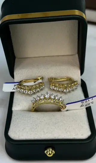 Ювелирный комплект Italy Gold 7644 17.5р 7.99гр 