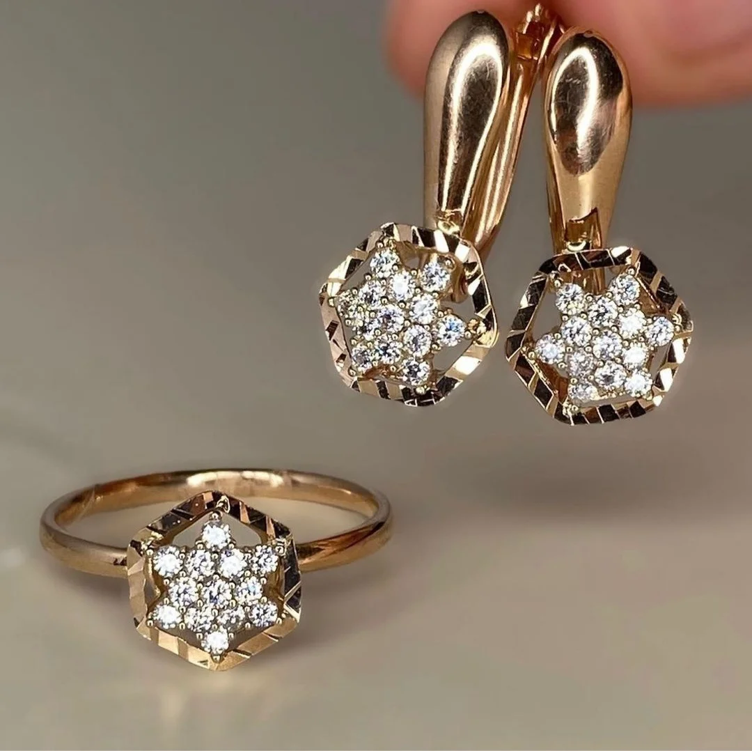 Ювелирный комплект Золото России 734855 17,5р 4гр. 