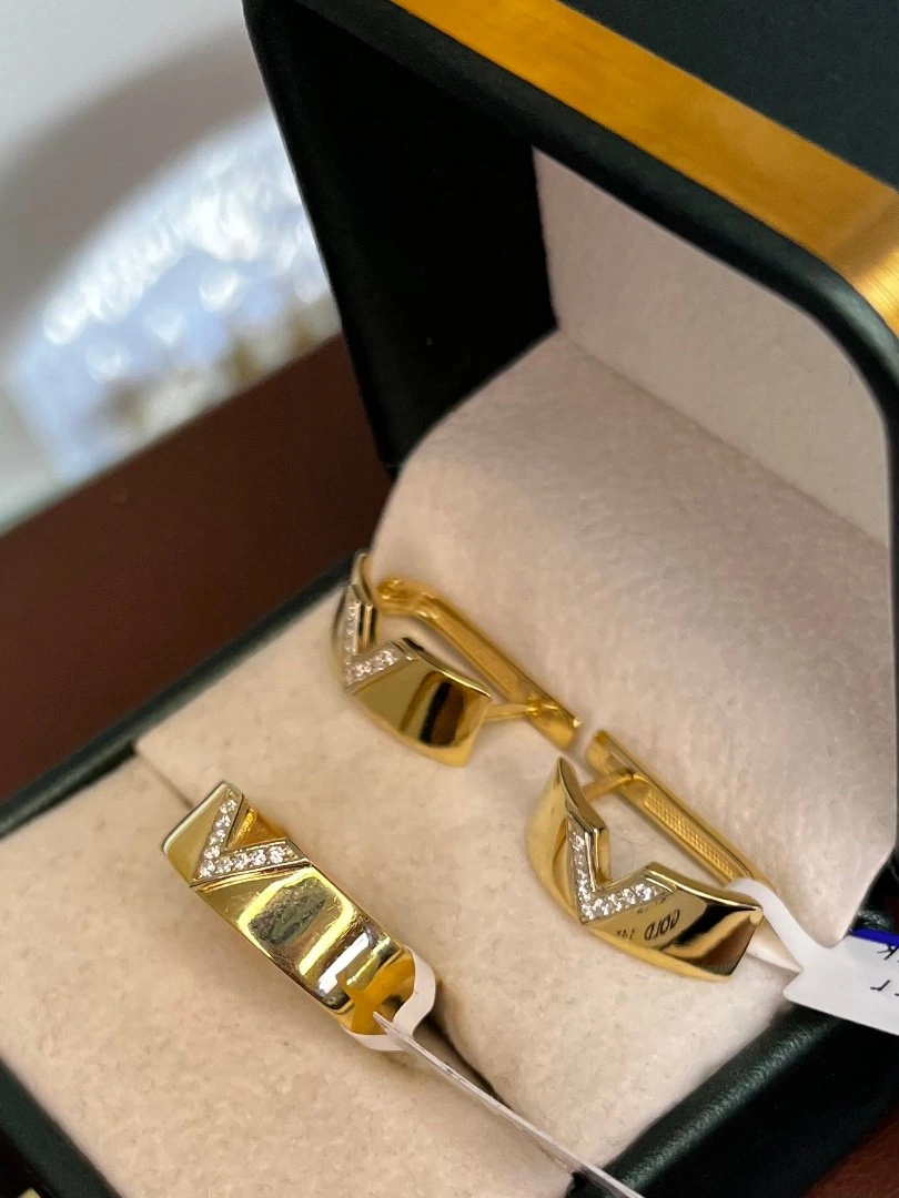 Ювелирный комплект Exclusive Italy 2_1242 17,5р 6,32гр. 