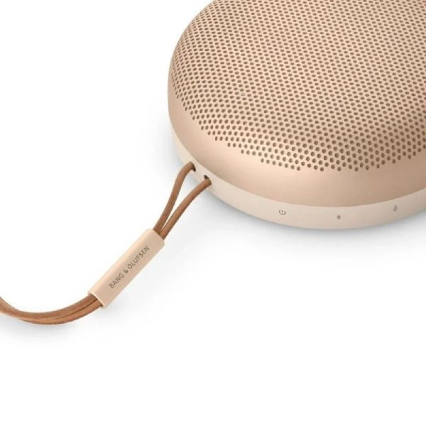 Портативная колонка Bang & Olufsen Beosound A1 2nd Gen Gold Tone - фото 3