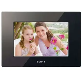 Цифровая фоторамка Sony DPF-D710