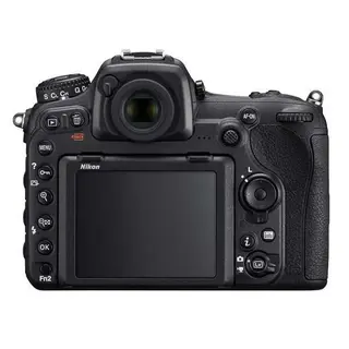 Зеркальная фотокамера Nikon D500 Body