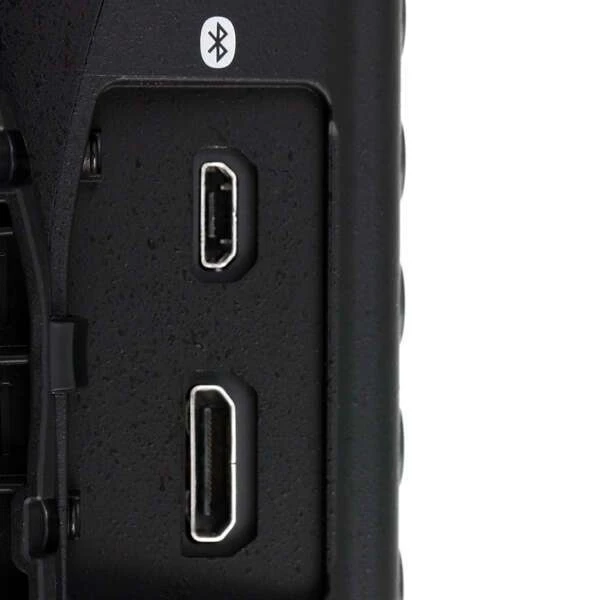 Зеркальный фотоаппарат Nikon D3400 Kit AF-P 18-55 VR (DX) - фото 4