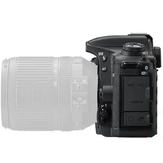 Цифровая зеркальная фотокамера Nikon D7500 Body