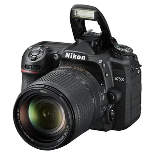 Цифровая зеркальная фотокамера Nikon D7500 + 18-140 VR