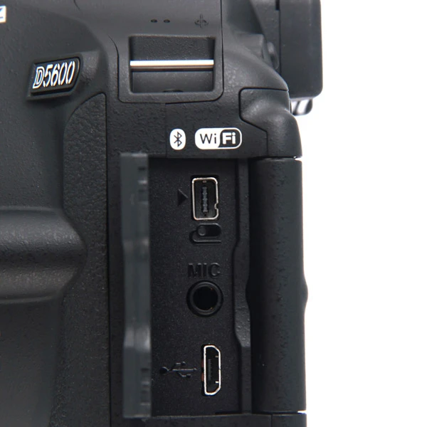 Цифровая зеркальная фотокамера Nikon D5600 18-140 VR - фото 3