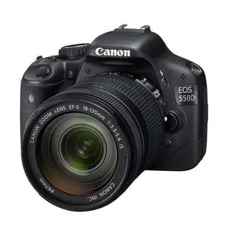 Зеркальный фотоаппарат CANON EOS 550D (EF-S)18-135 IS KIT