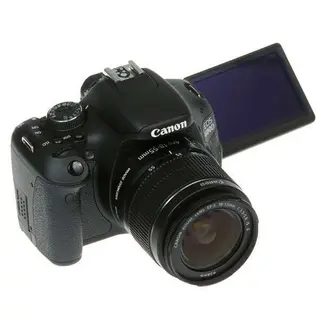 Зеркальный фотоаппарат Canon EOS-600D EF-S 18-55III Kit